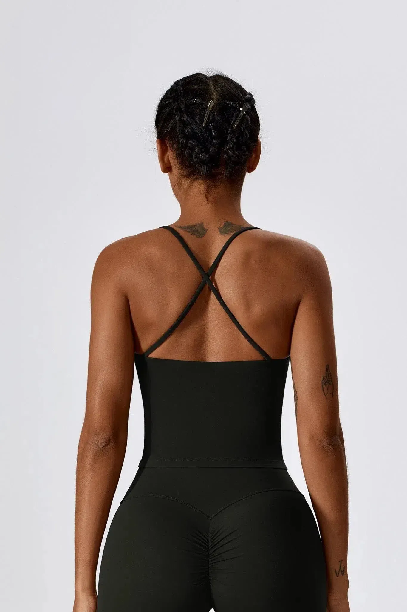 Amihan – Scoop neckline – Gymwear top
